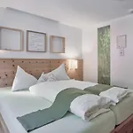 Bio Stillebach מלון 3*